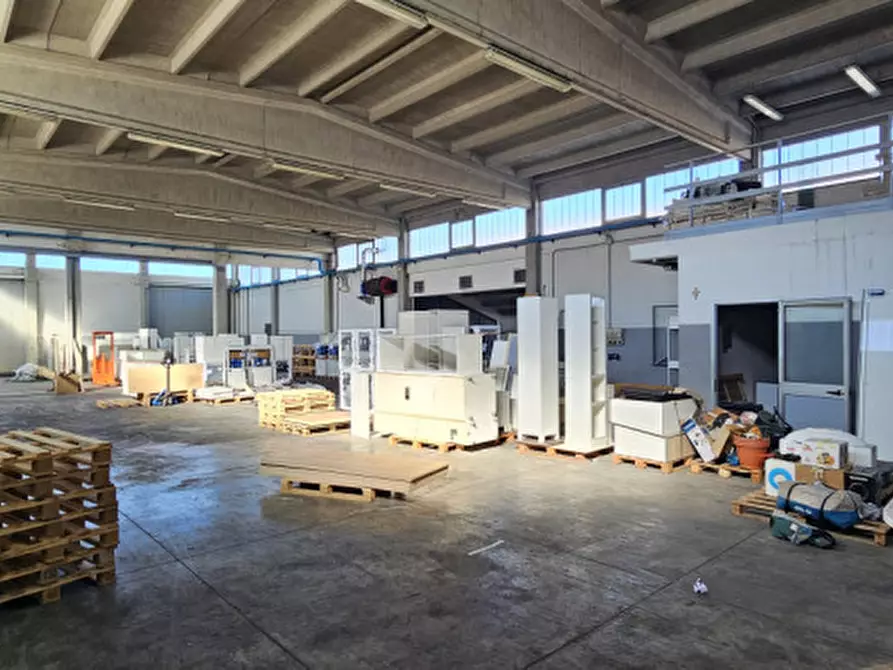 Immagine 5 di Capannone industriale in vendita  a San Bonifacio