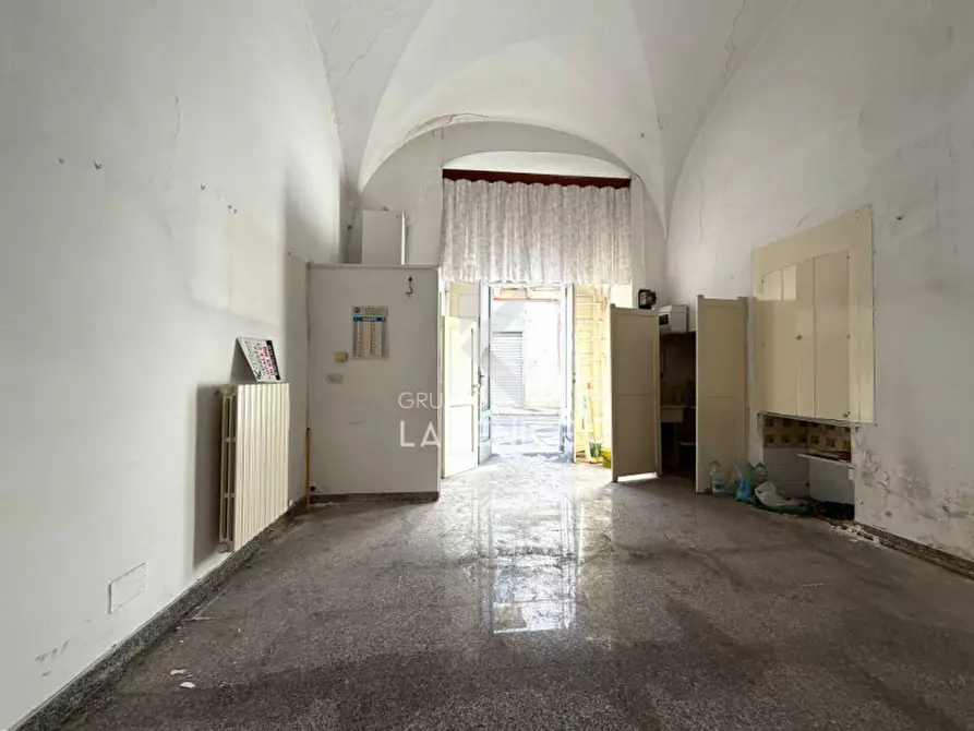 Immagine 8 di Casa indipendente in vendita  in Corso Dei Mille 44 a Martina Franca