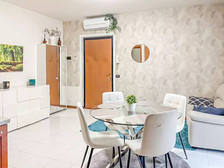 Immagine 3 di Appartamento in vendita  in via Carlo Alberto dalla Chiesa a Vigasio