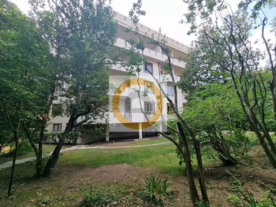 Immagine 1 di Appartamento in vendita  a Bassano Del Grappa