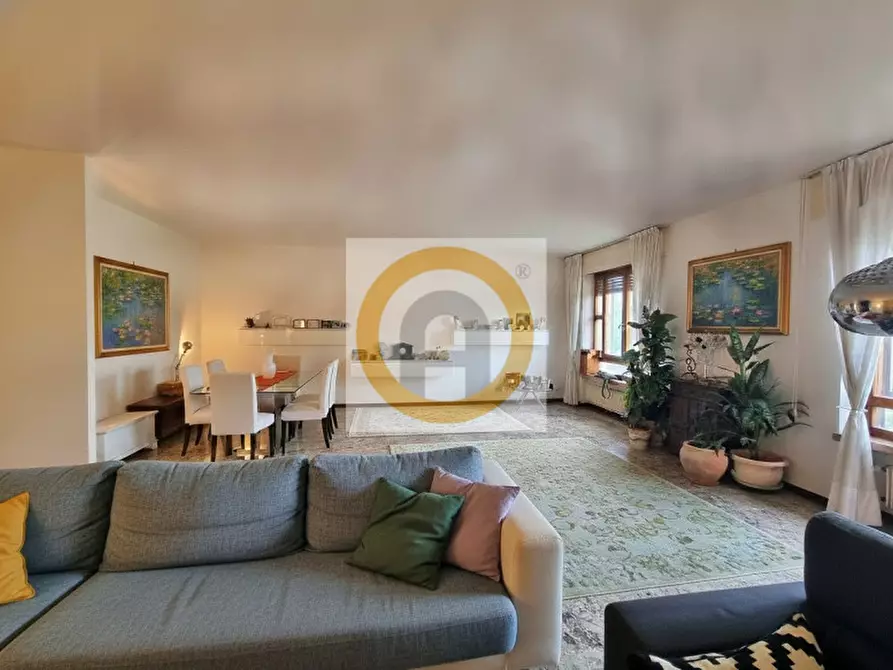 Immagine 4 di Appartamento in vendita  a Bassano Del Grappa