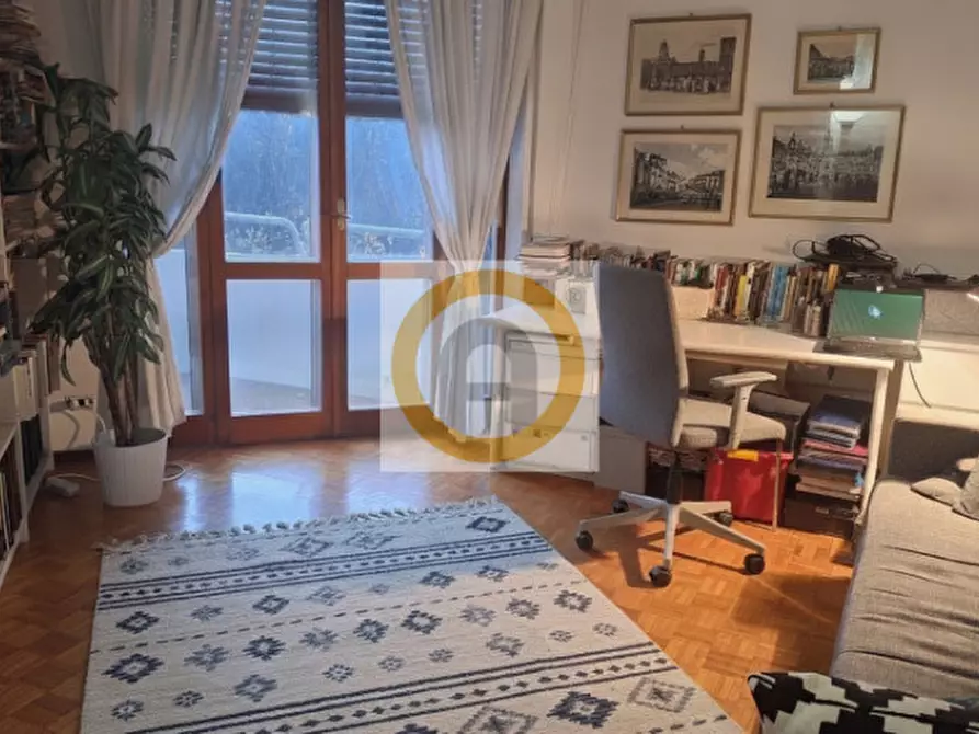 Immagine 12 di Appartamento in vendita  a Bassano Del Grappa