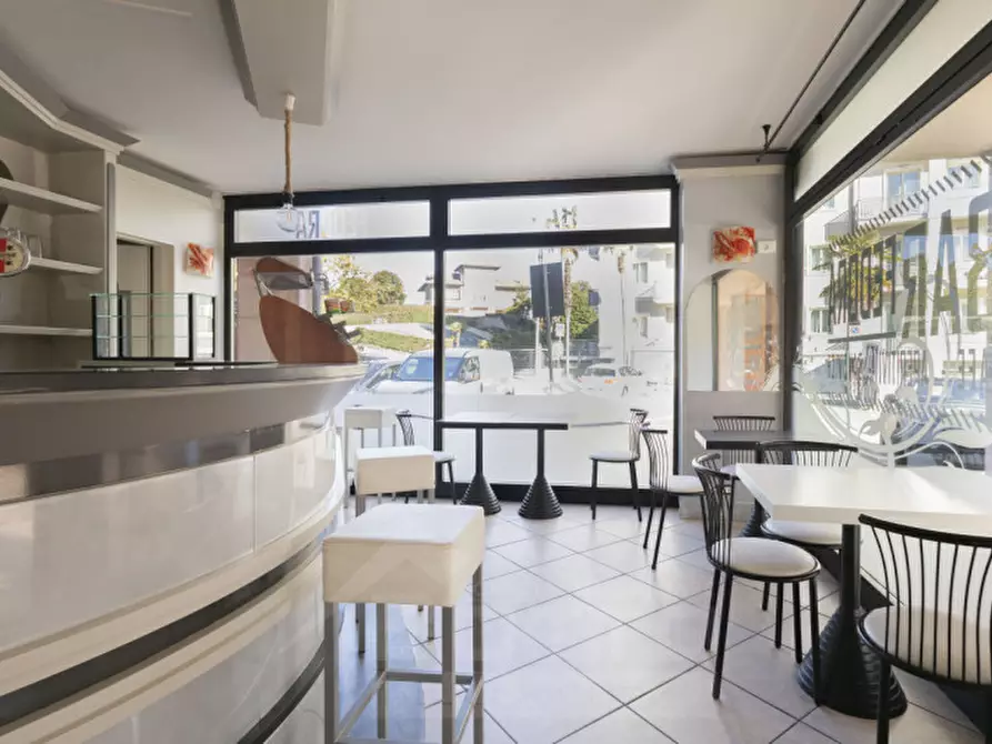 Immagine 4 di Attività commerciale in vendita  in Via Strada Nazionale Sempione Oltrefiume 3 a Baveno