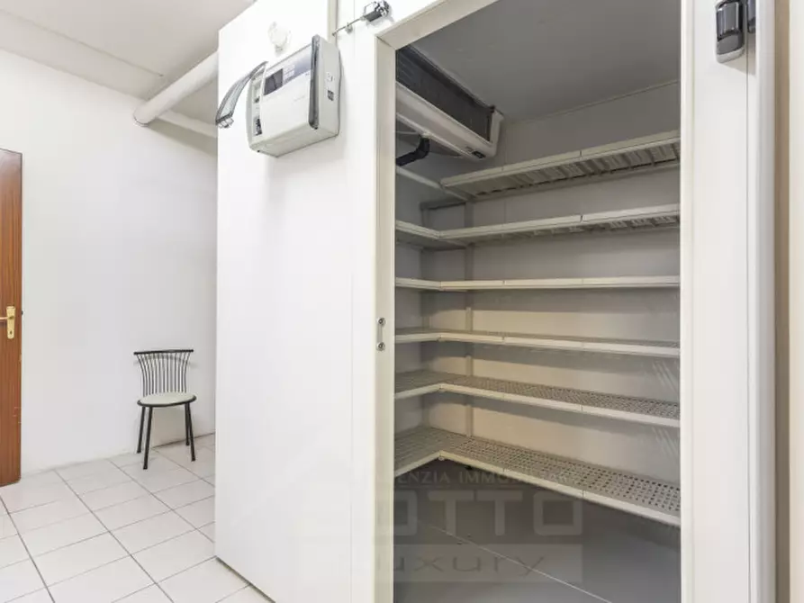 Immagine 13 di Attività commerciale in vendita  in Via Strada Nazionale Sempione Oltrefiume 3 a Baveno