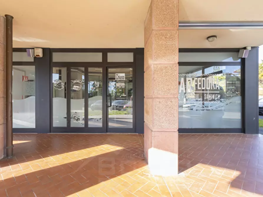 Immagine 15 di Attività commerciale in vendita  in Via Strada Nazionale Sempione Oltrefiume 3 a Baveno