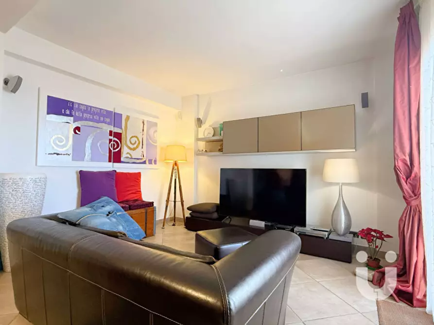 Immagine 6 di Appartamento in vendita  in Via Ariccia a Rocca Di Papa