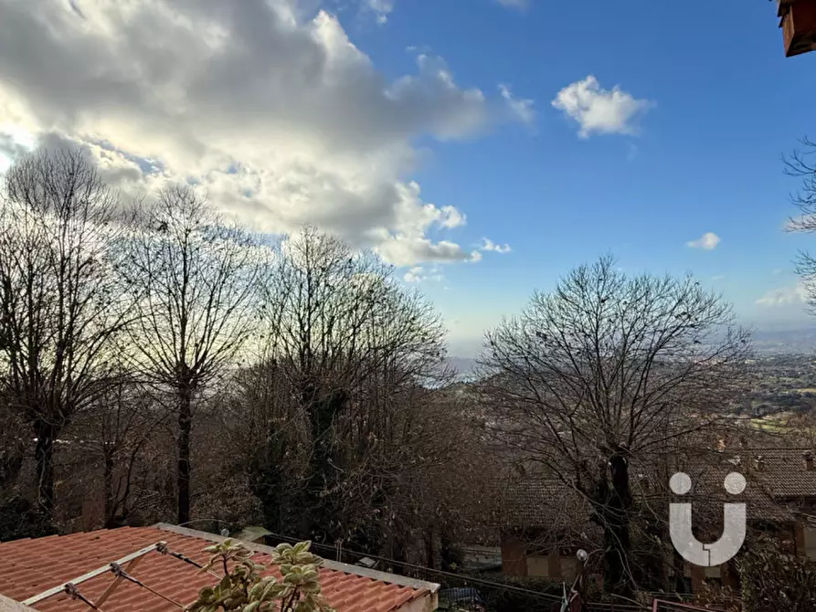 Immagine 8 di Appartamento in vendita  in Via Ariccia a Rocca Di Papa