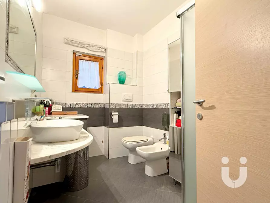 Immagine 19 di Appartamento in vendita  in Via Ariccia a Rocca Di Papa