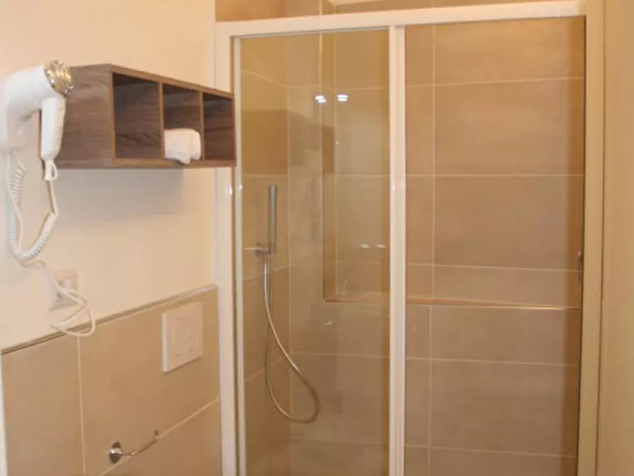 Immagine 10 di Appartamento in affitto  in VIA ARETINA a Firenze