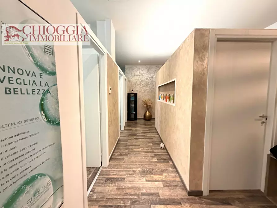 Immagine 6 di Negozio in vendita  in Via L. Da Vinci a Cavarzere