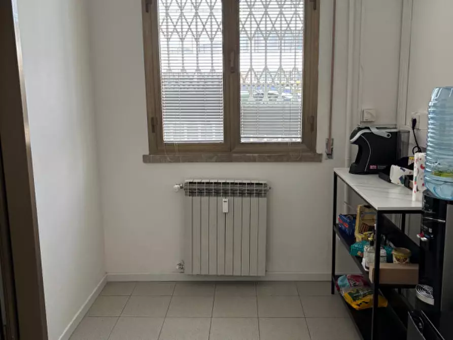 Immagine 14 di Ufficio in affitto  in VIA CONTI a Scandicci