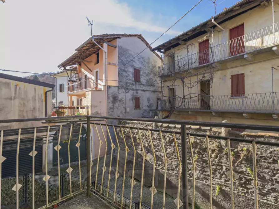 Immagine 2 di Appartamento in vendita  in via san rocco 3 a Meina