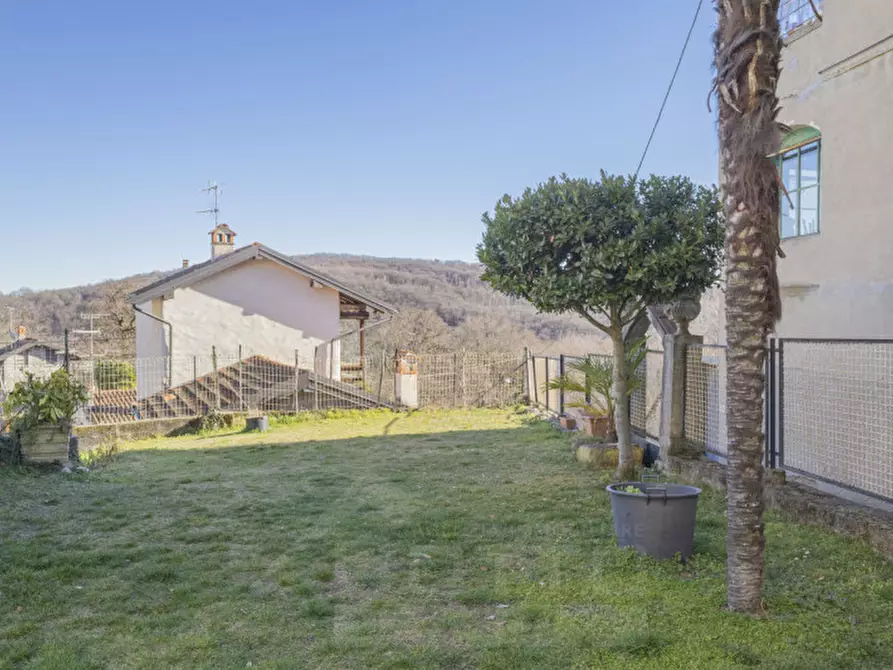 Immagine 3 di Appartamento in vendita  in via san rocco 3 a Meina