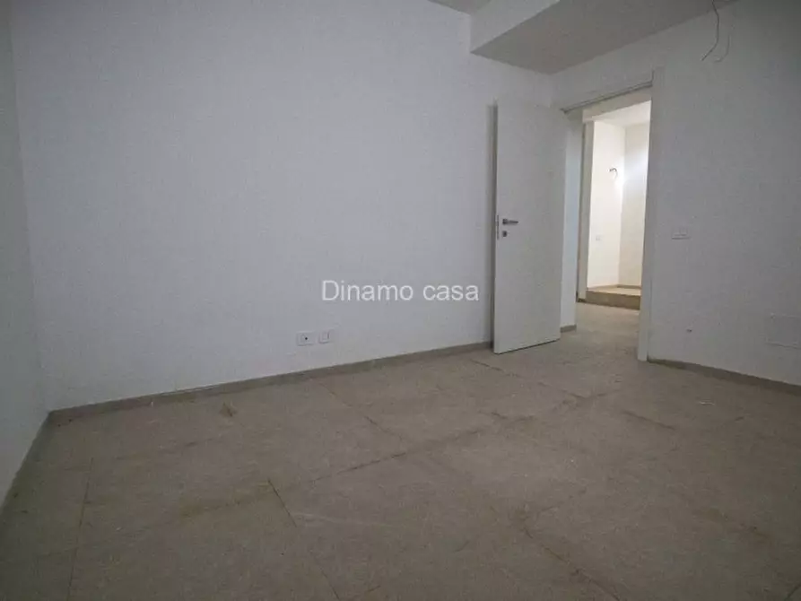 Immagine 9 di Appartamento in vendita  in via montessori a Prato