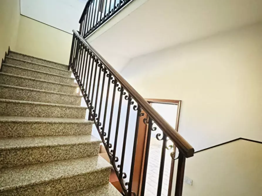 Immagine 11 di Villa in vendita  in via . orientamenti a Calvisano