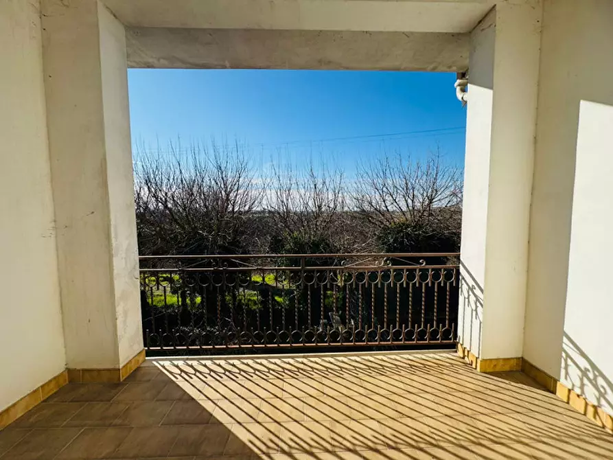 Immagine 25 di Villa in vendita  in via . orientamenti a Calvisano