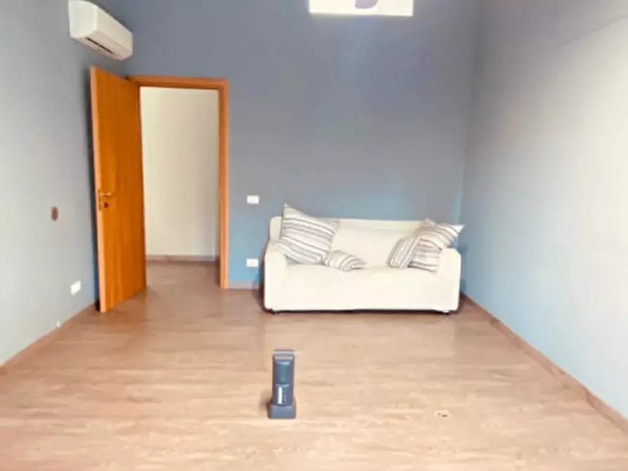 Immagine 10 di Ufficio in vendita  a Gavardo