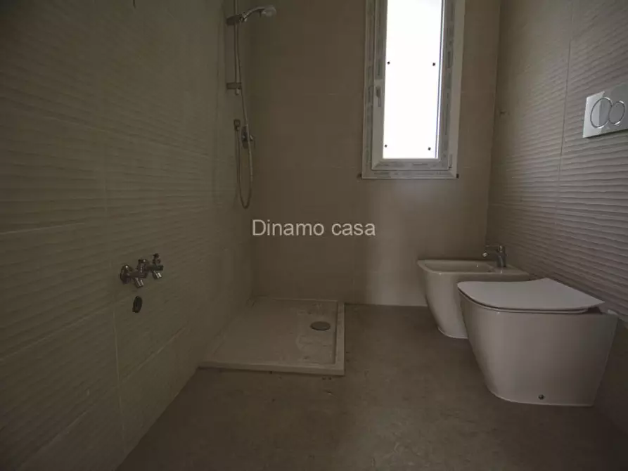 Immagine 12 di Appartamento in vendita  in via montessori a Prato