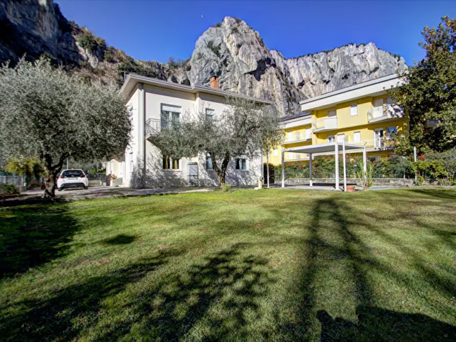 Immagine 14 di Villa in vendita  in Via Paolina Caproni Maini a Arco