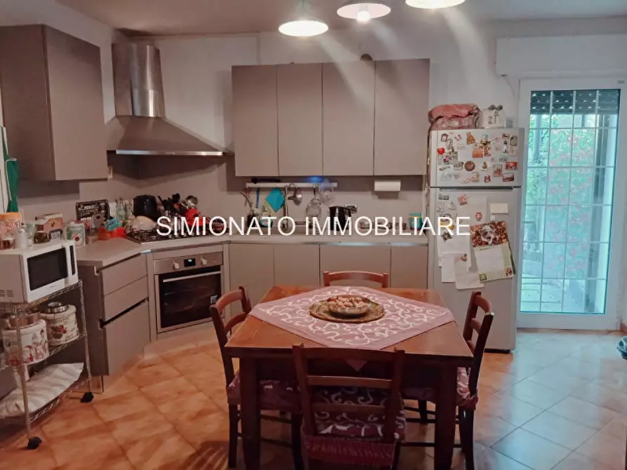 Immagine 1 di Casa trifamiliare in vendita  in Via Trento a Martellago