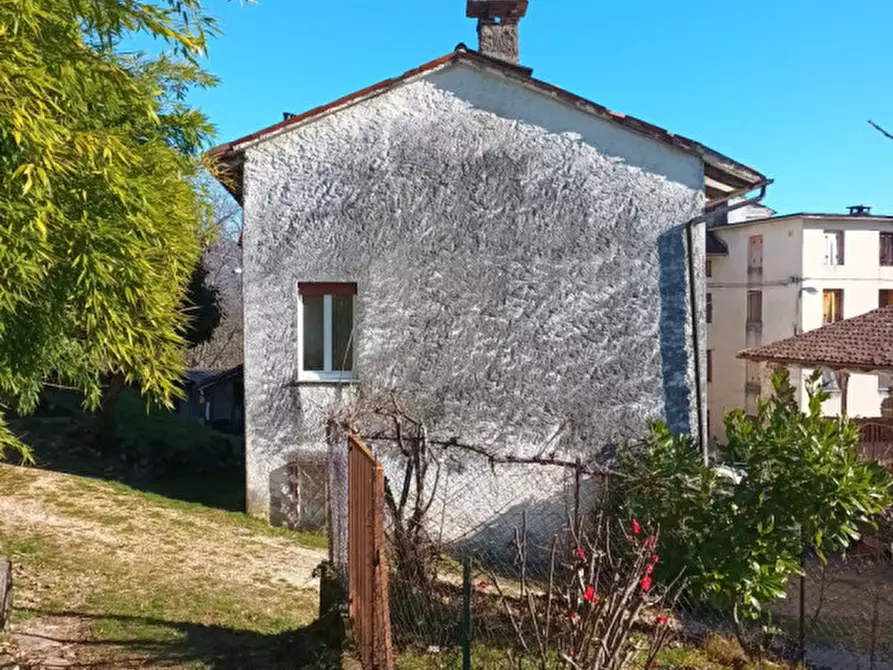Immagine 1 di Casa bifamiliare in vendita  in Schio a Schio