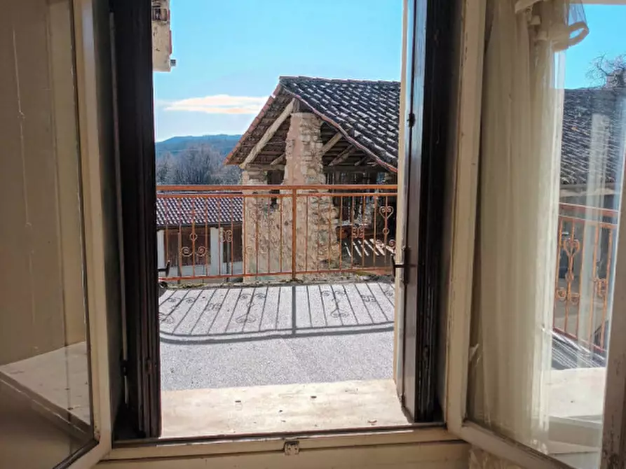 Immagine 9 di Casa bifamiliare in vendita  in Schio a Schio