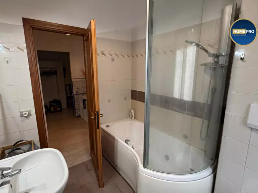 Immagine 11 di Appartamento in affitto  in via Nera a Roma