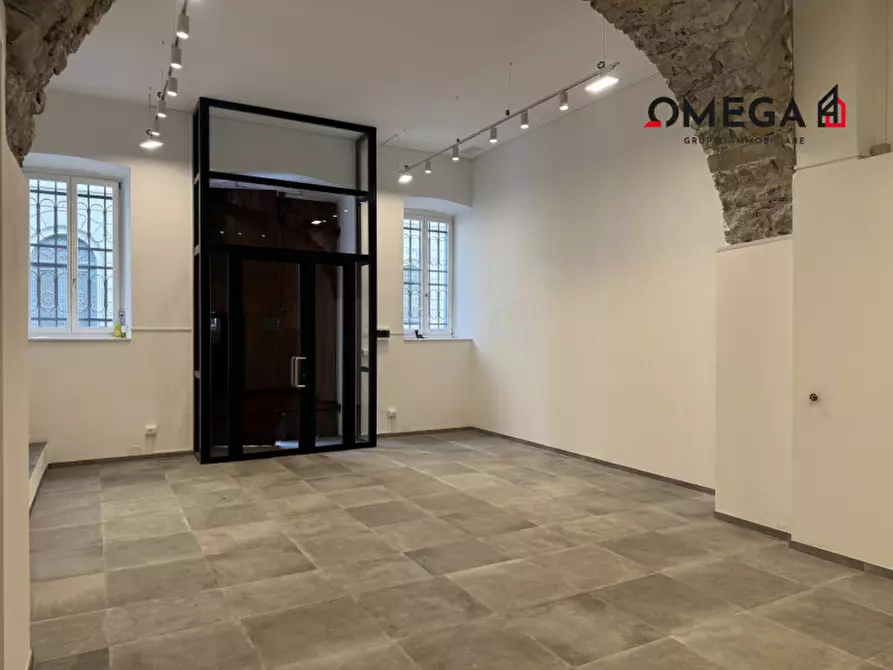 Immagine 5 di Negozio in affitto  in Via Luigi Cadorna 25 a Trieste