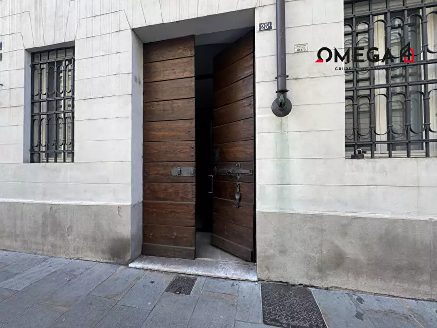 Immagine 9 di Negozio in affitto  in Via Luigi Cadorna 25 a Trieste