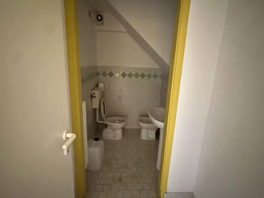 Immagine 17 di Capannone industriale in vendita  in Via Fossa a Cesenatico