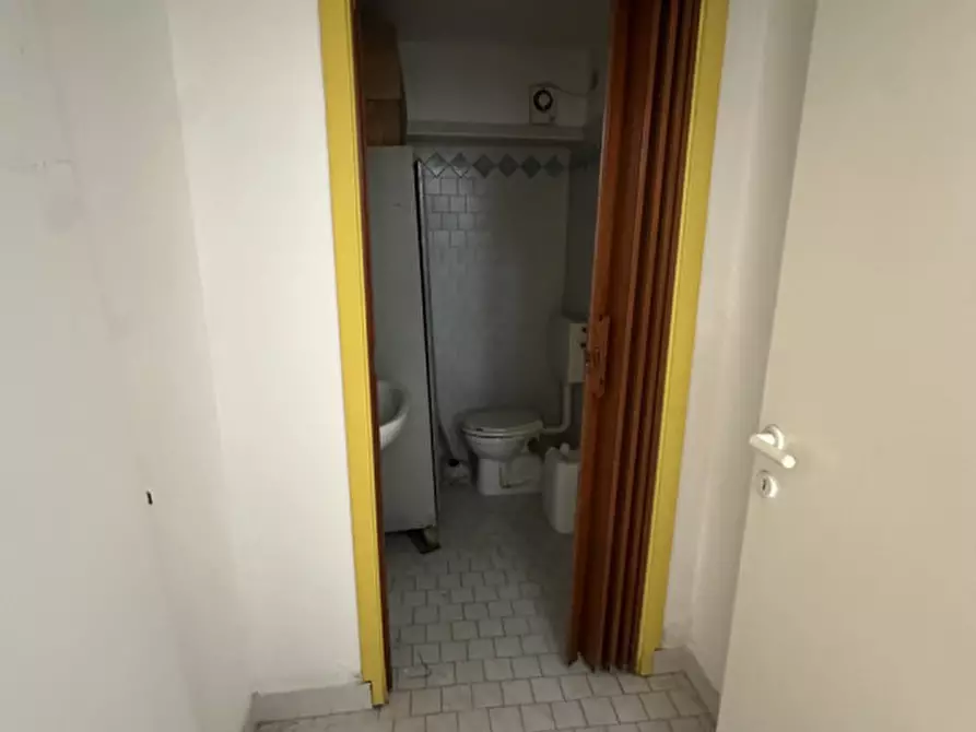 Immagine 18 di Capannone industriale in vendita  in Via Fossa a Cesenatico