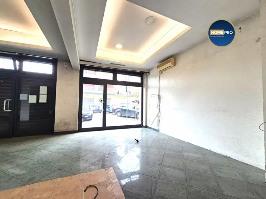 Immagine 14 di Negozio in vendita  in via Genazzano a Roma