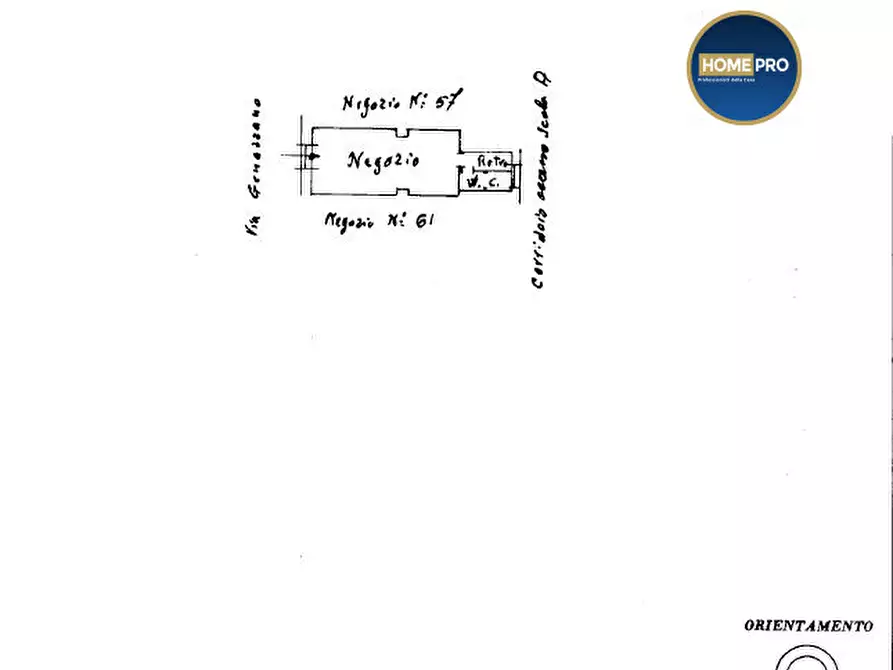 Immagine 25 di Negozio in vendita  in via Genazzano a Roma