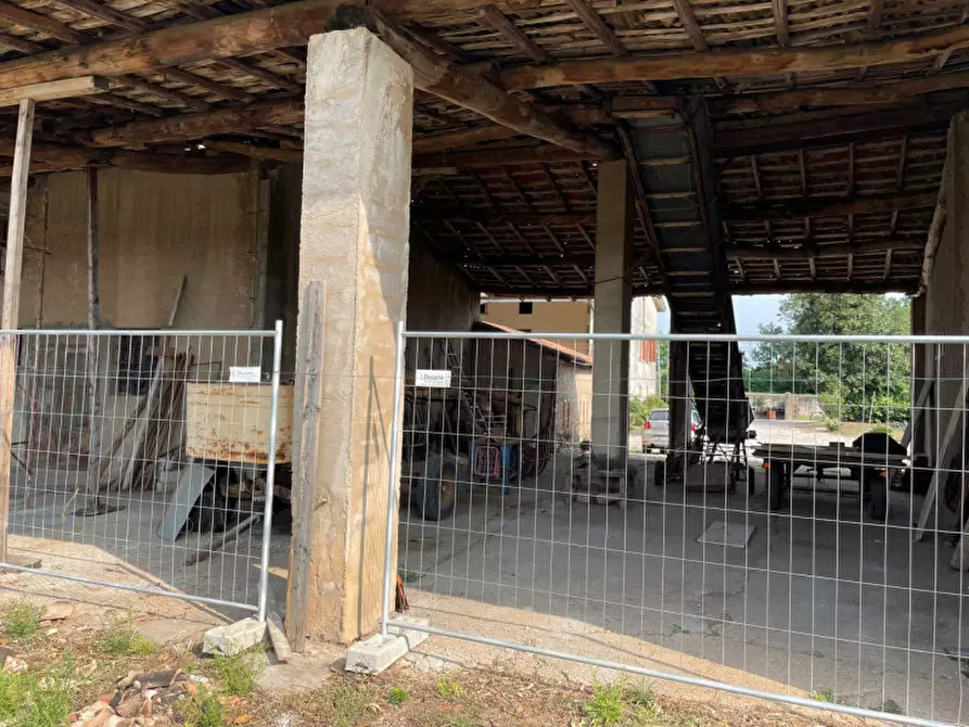 Immagine 9 di Rustico / casale in vendita  in Via Cassetta a Lonato del Garda