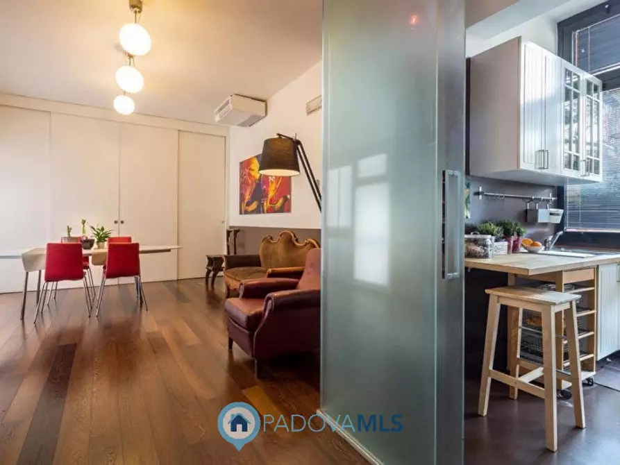 Immagine 3 di Casa indipendente in vendita  in Via Jacopo Crescini, 1 a Padova