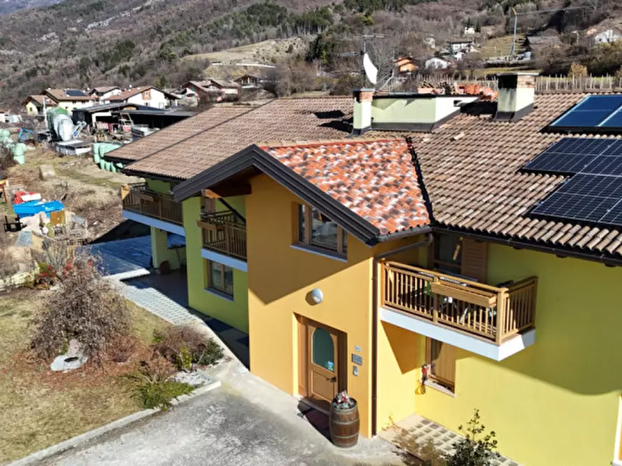Immagine 2 di Agriturismo in vendita  in Via Masi di Sopra 9/2 a Cavedine