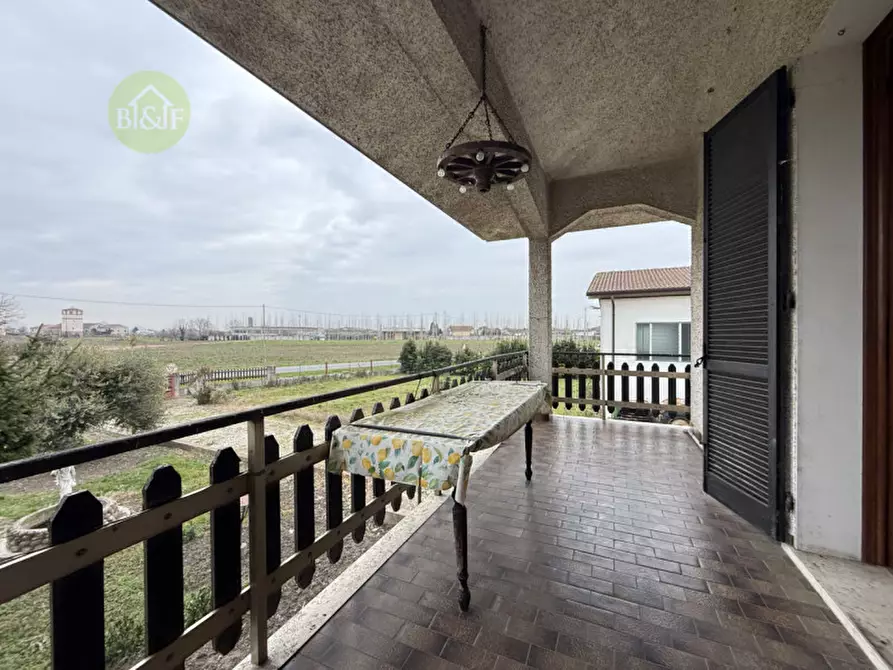 Immagine 4 di Casa indipendente in vendita  in Via Bosco 10 a Terrazzo