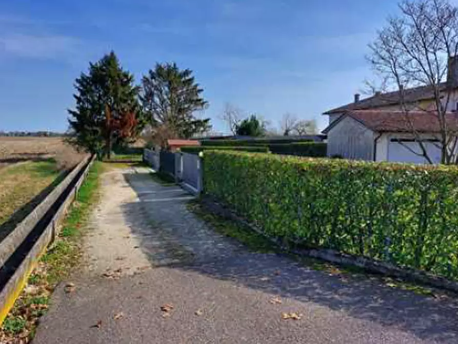 Immagine 2 di Villetta a schiera in vendita  in Via Barco, 18 a Susegana