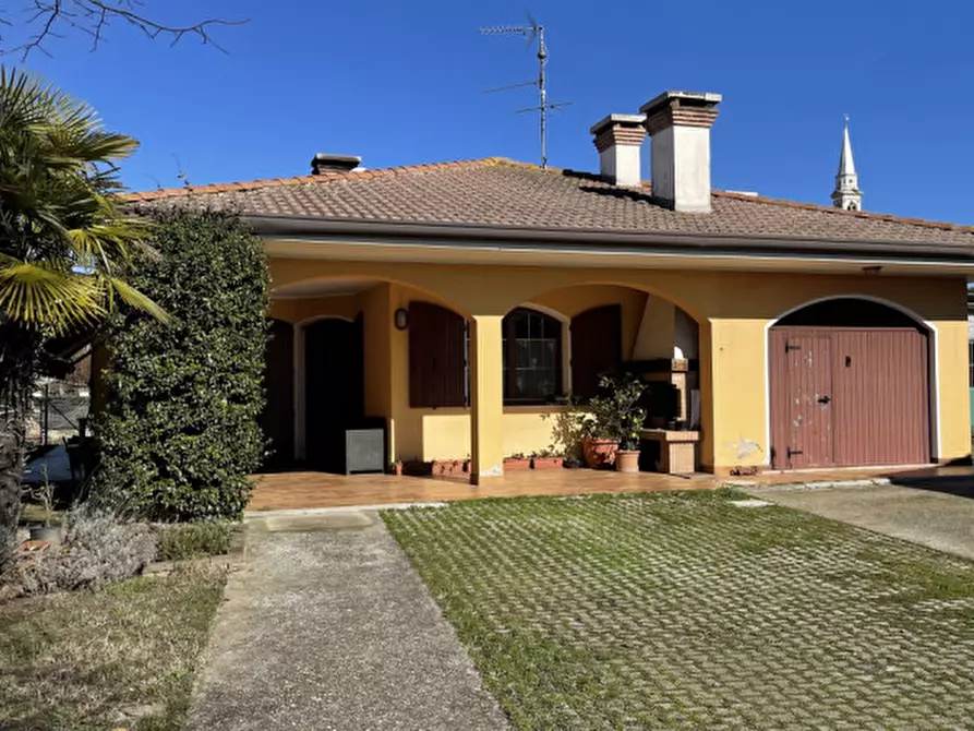 Immagine 30 di Casa indipendente in vendita  in Via Trieste a Solesino