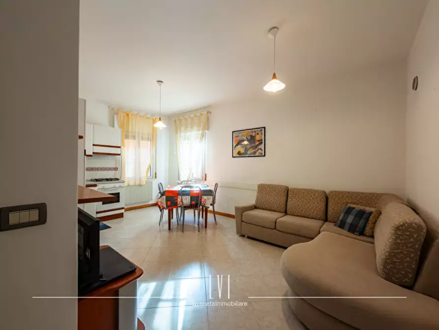 Immagine 4 di Appartamento in vendita  in calle ospedale a Caorle