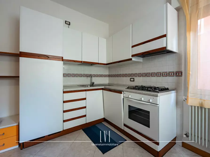 Immagine 6 di Appartamento in vendita  in calle ospedale a Caorle