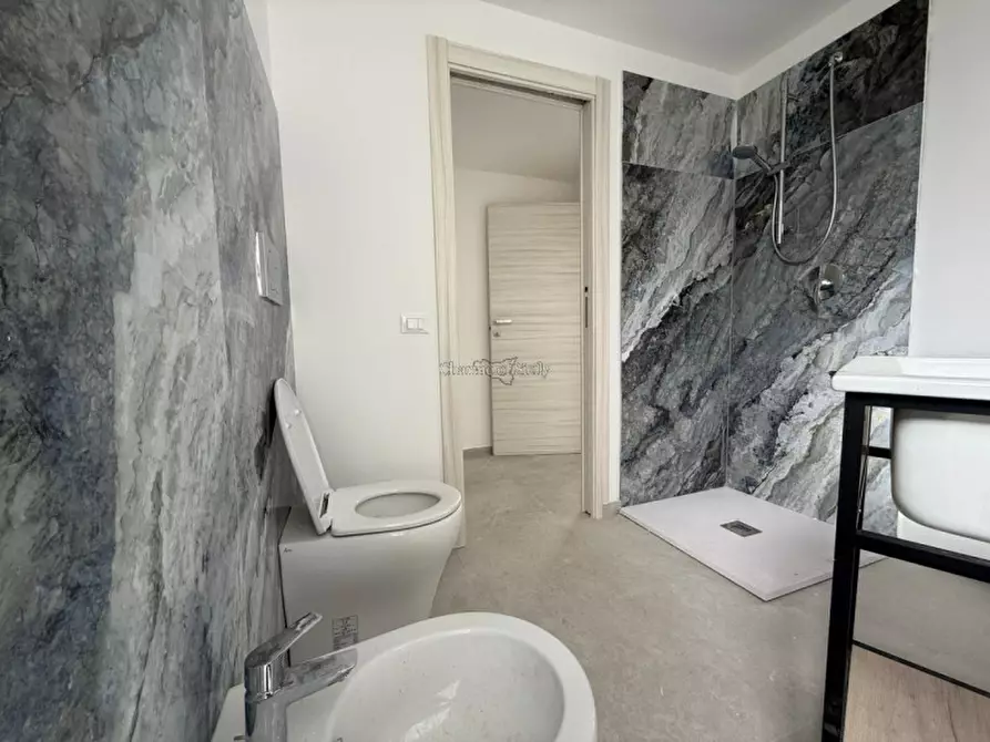 Immagine 10 di Appartamento in vendita  in Via del Melograno a Ispica