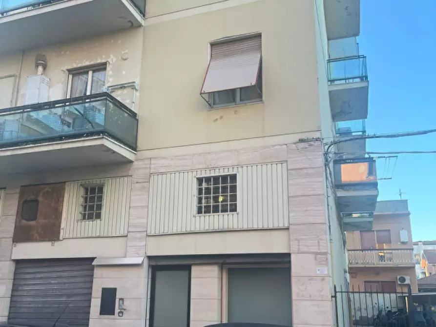 Immagine 12 di Appartamento in vendita  in Viale Giovanni Bovio a Pescara