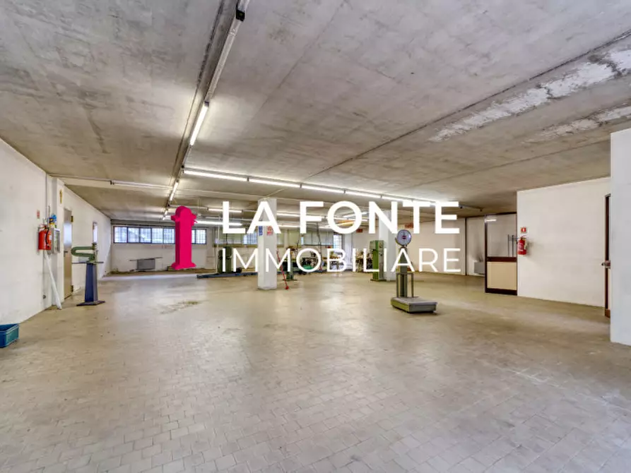 Immagine 33 di Villa in vendita  in viale del lavoro a Vigonza