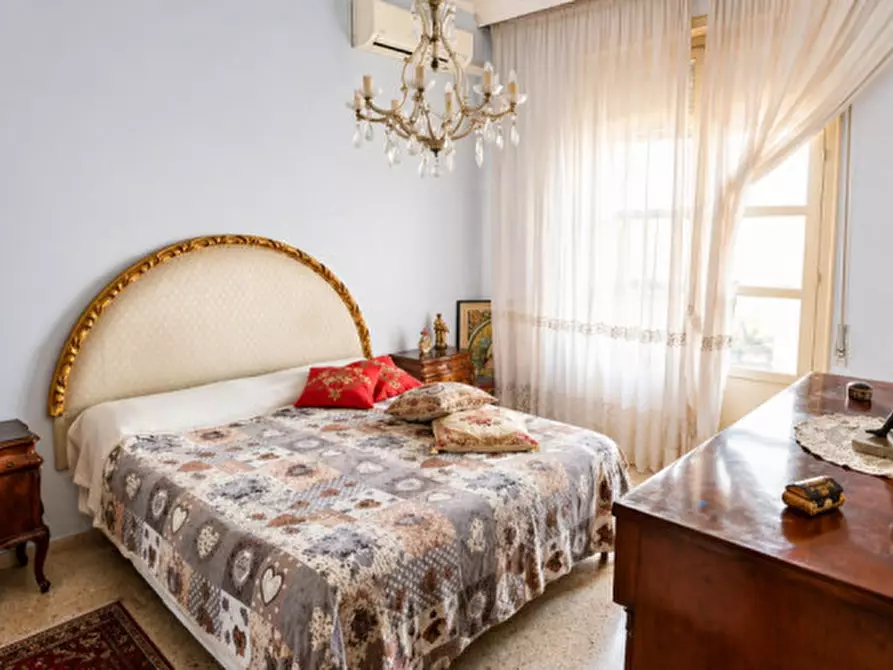 Immagine 12 di Appartamento in vendita  in Via Montalbo 243 A a Palermo