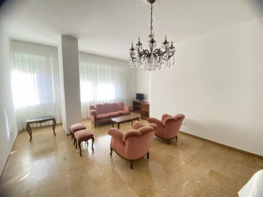 Immagine 4 di Appartamento in affitto  in Via Battaglione Monte berico a Vicenza