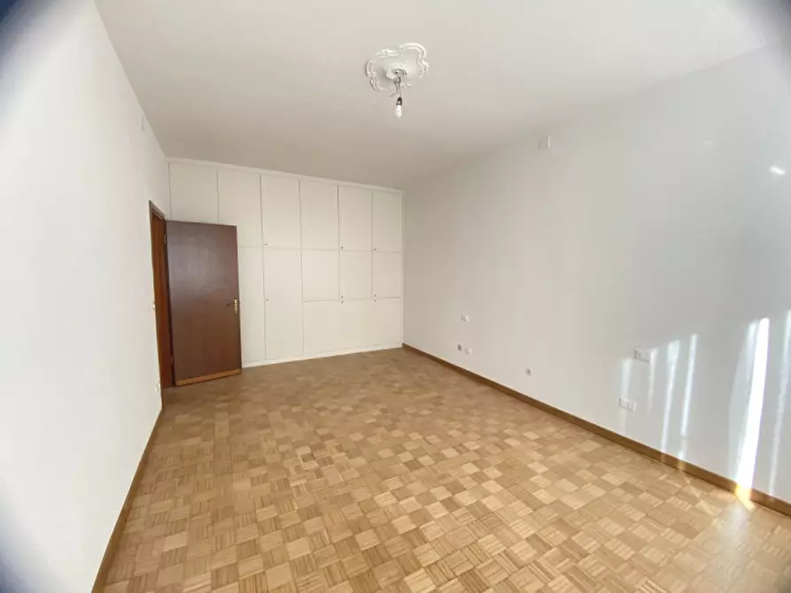 Immagine 8 di Appartamento in affitto  in Via Battaglione Monte berico a Vicenza