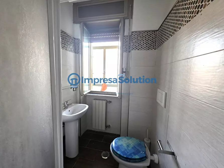 Immagine 27 di Appartamento in affitto  in Via Pigna a Napoli