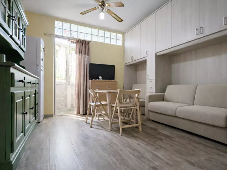 Immagine 10 di Appartamento in vendita  in Viale dei Saraceni a Isola Delle Femmine