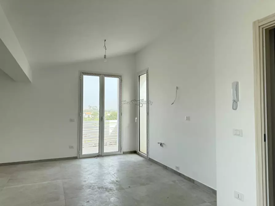 Immagine 5 di Appartamento in vendita  in via del melograno a Ispica